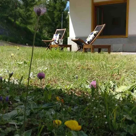 Casa Gialla - Nordic Design On Slopes Apartman